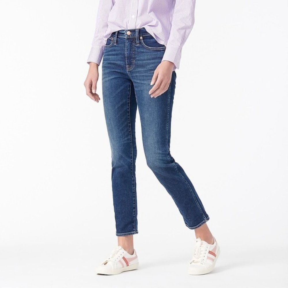 J. Crew 9" Vintage Straight Jean Bristol Wash Medium Blue Size 25